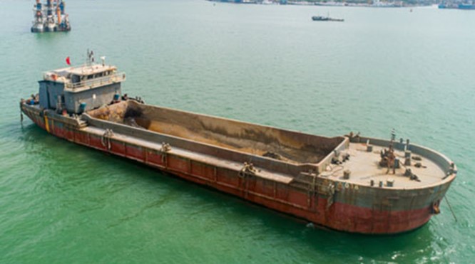 Split Hopper Barge for sale_1,200 cbm