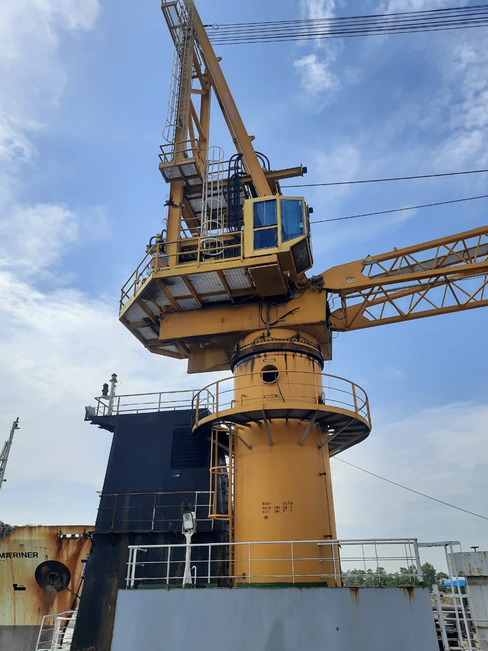 For sale 68 tons NATIONAL OILWELL PEDESTAL CRANE GROUP